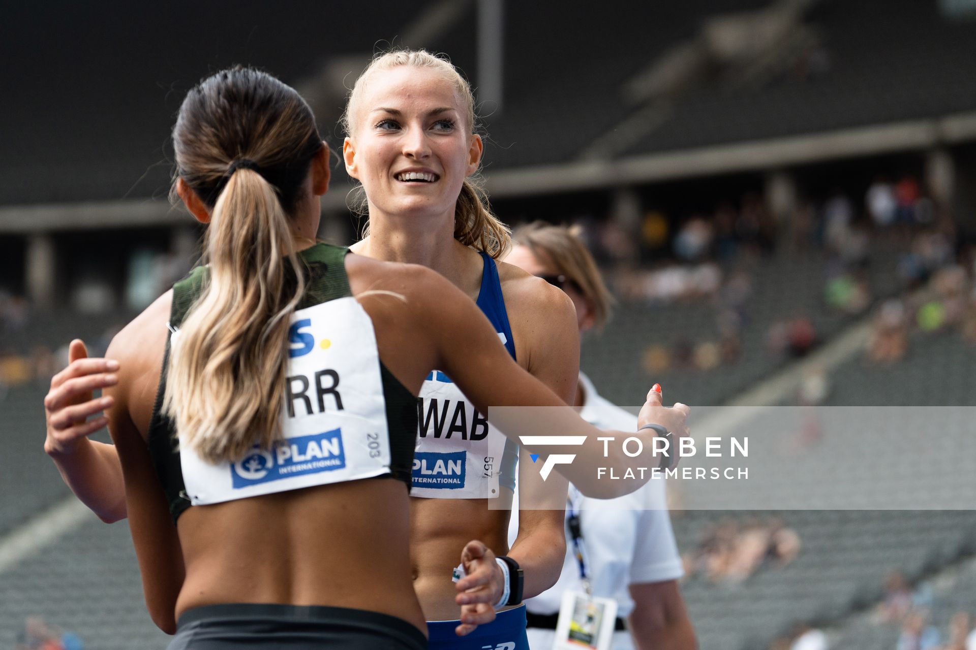 Corinna Schwab (LAC Erdgas Chemnitz) waehrend der deutschen Leichtathletik-Meisterschaften im Olympiastadion am 25.06.2022 in Berlin
